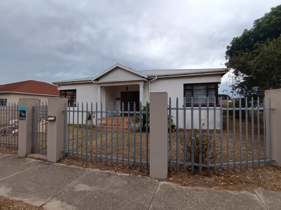 To Let commercial Property for Rent in Newton Park Eastern Cape